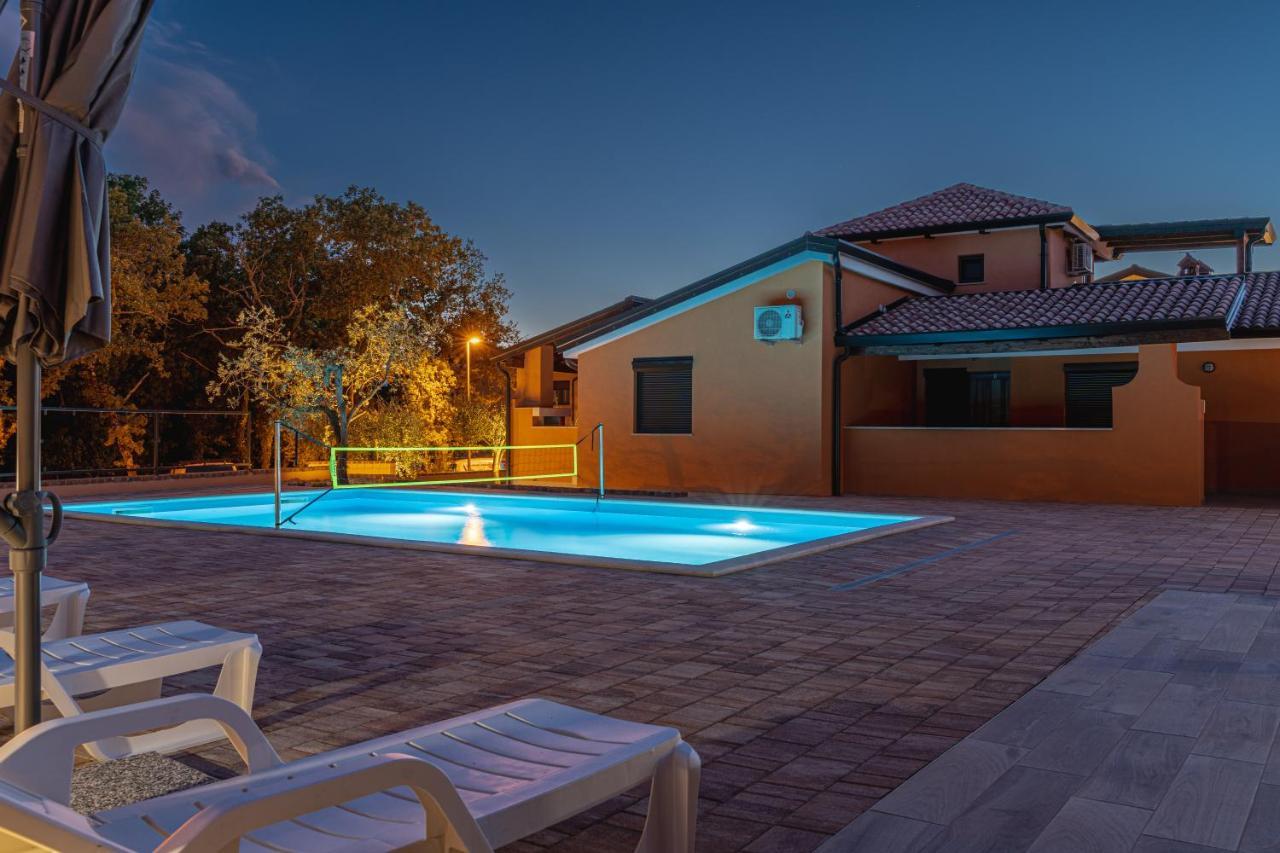 Apartments Marancin Умаг Екстер'єр фото