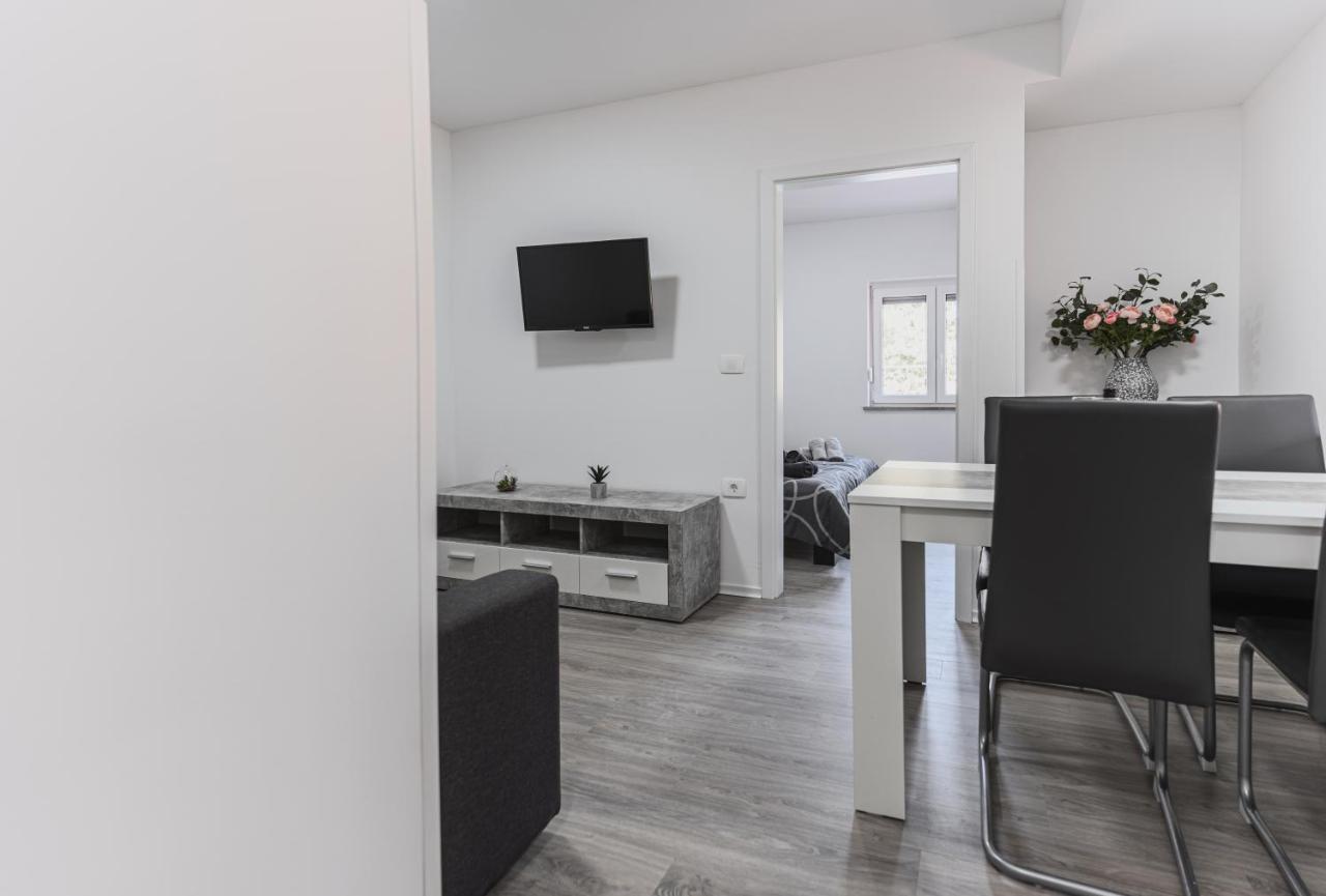 Apartments Marancin Умаг Екстер'єр фото